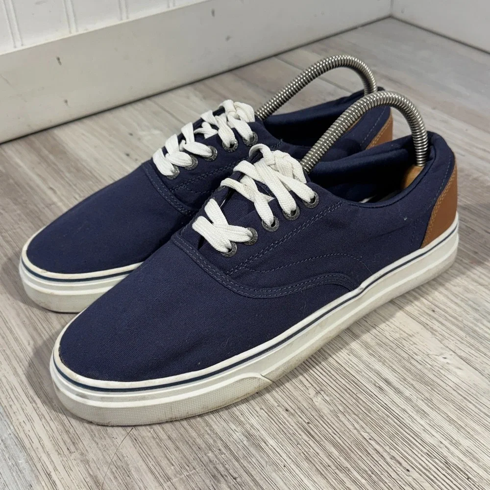 Chaps Canvas Sneakers Men's Size 7.5 Blue Low Top Lace Up Memory Foam Shoes